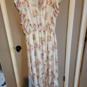 Beautiful floral dress 2xl